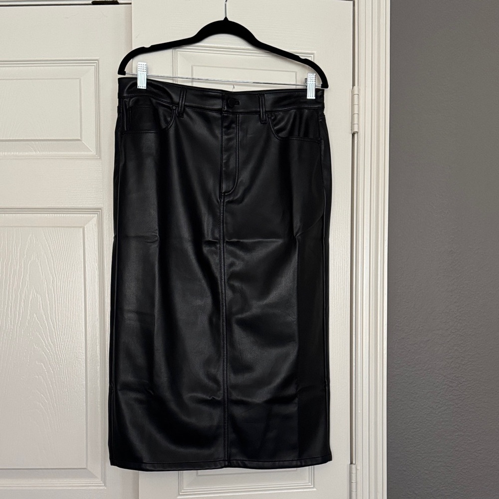 Ann Taylor Black Faux Leather Pencil Skirt
